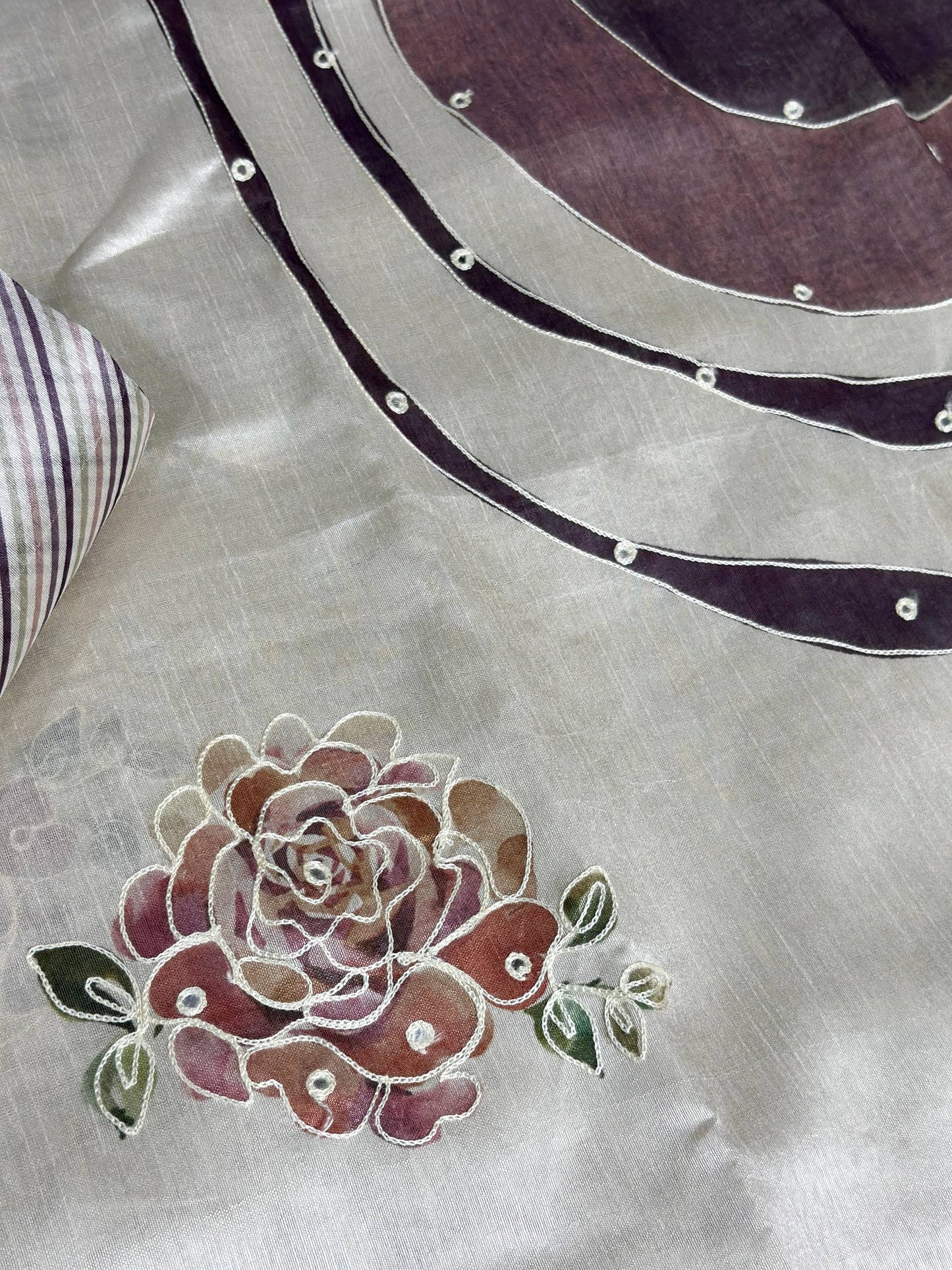 Hand Kantha Work, Mirror & Digital Print Pure Tusser Linen Saree with Blouse