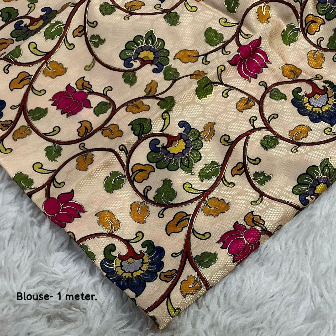 Zari Woven Wrinkle Striped Soft Chiffon Saree with Unstitched Crepe Silk Blouse