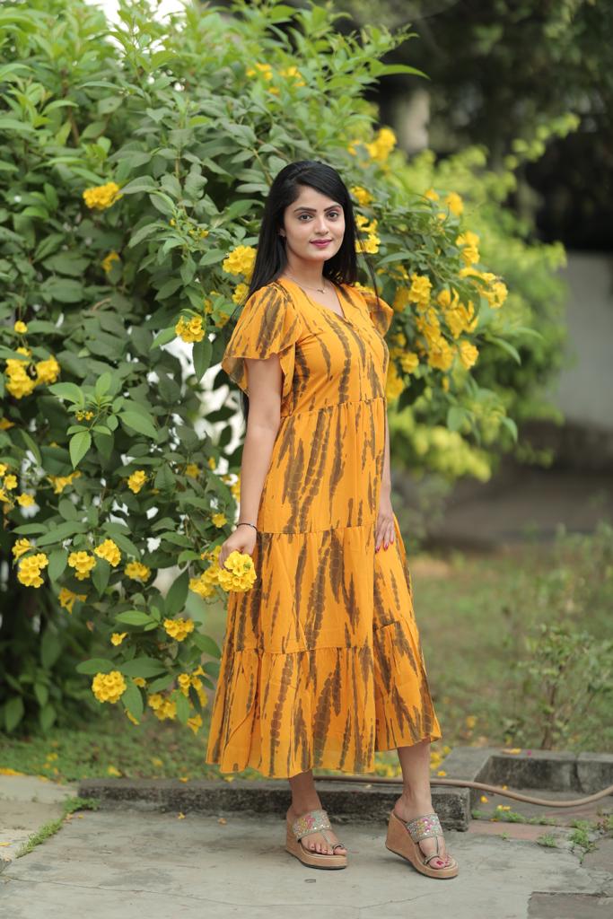 Women's Stylish Radiant Yellow Georgette Ready to Wear Maxi Dress: