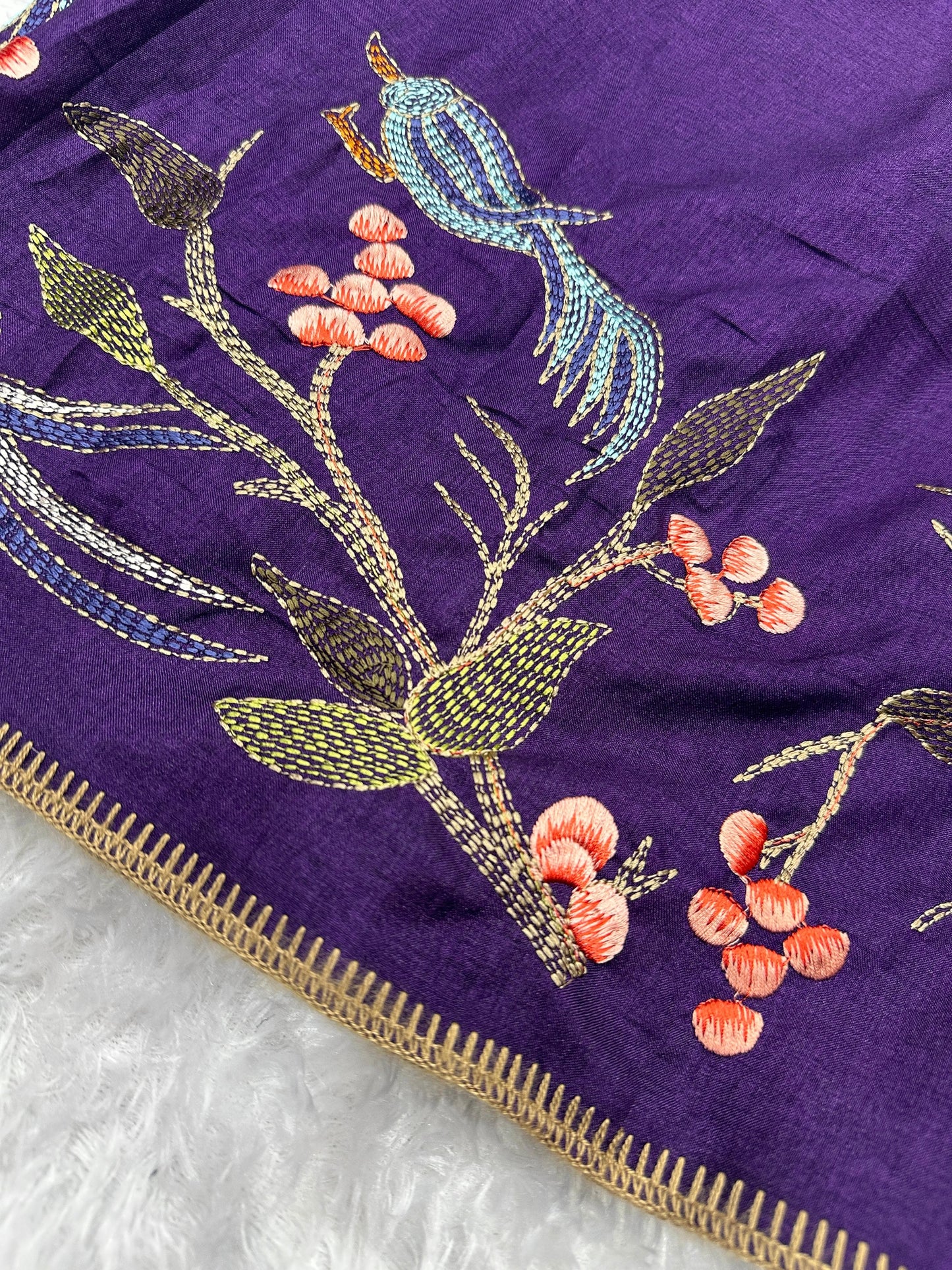 Elegant Thread Embroidery Work Pure Tusser Silk Saree with Blouse