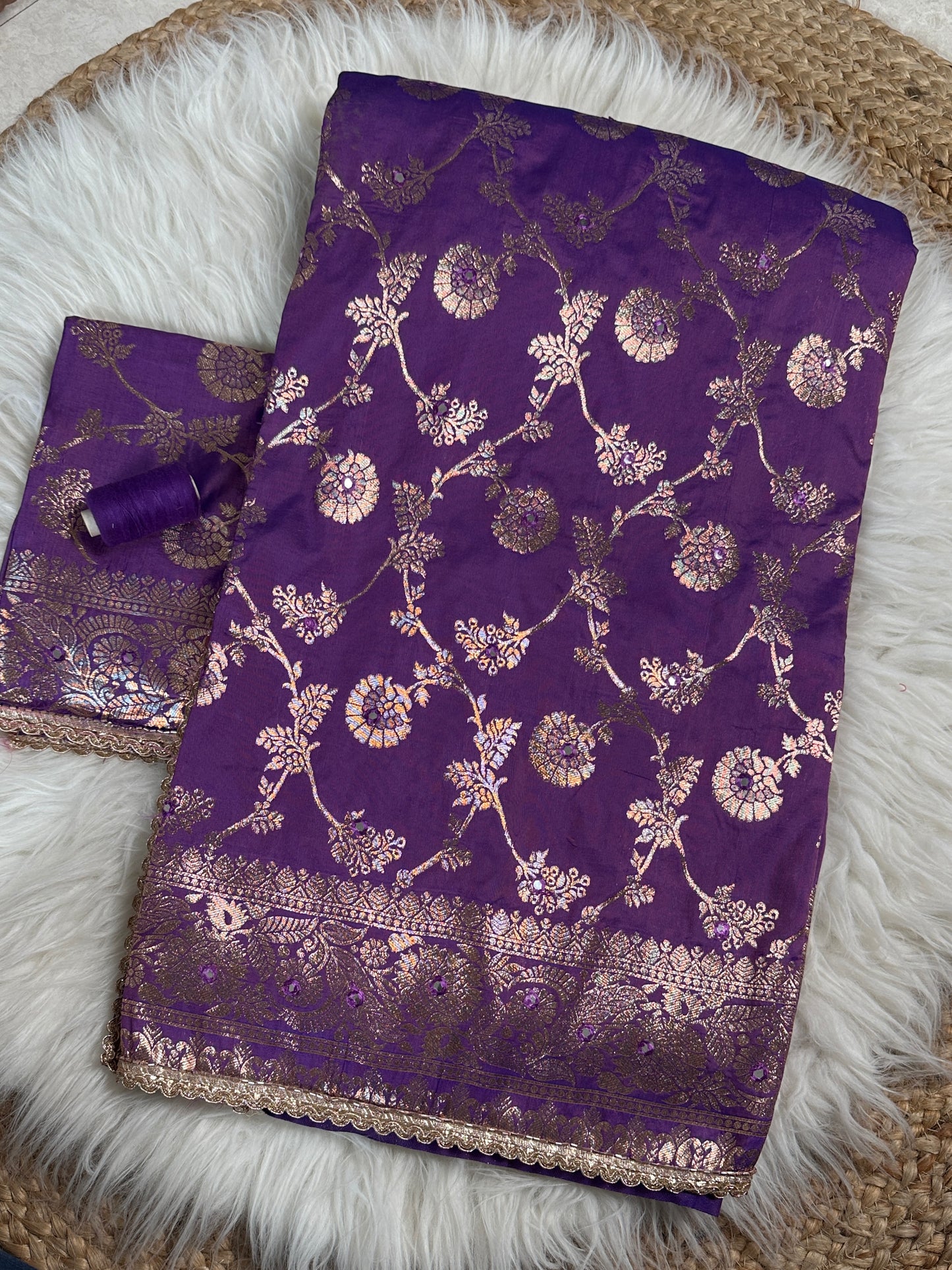 Beautiful Wedding Wear Fancy Pearl & Lace Border Banarasi Silk Saree with Running Blouse