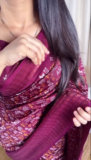 "Dreamy Kalamkari Print Saree: Embrace Royalty in Soft Cotton Elegance!"