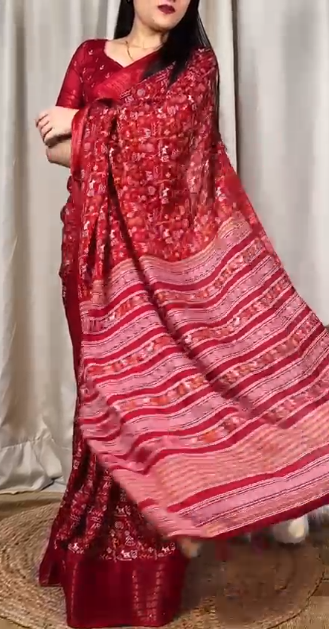 "Dreamy Kalamkari Print Saree: Embrace Royalty in Soft Cotton Elegance!"