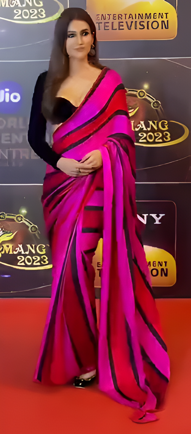 Bollywood Bliss: Kriti Sanon Inspired Multicolour Striped Saree in