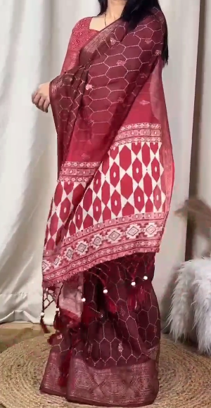Women's Zari Jacquard Border and Sequins Work Digital Print Muslin Cotton Saree With Blouse