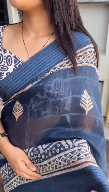 Batik Print and Zari Border Modal Cotton Saree with Blouse