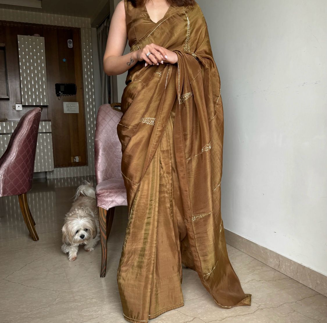 "Handcrafted Crape Organza Saree: Exquisite Handwork, 5.5m Length, Includes Unstitched Blouse - Elevate Your Elegance!"