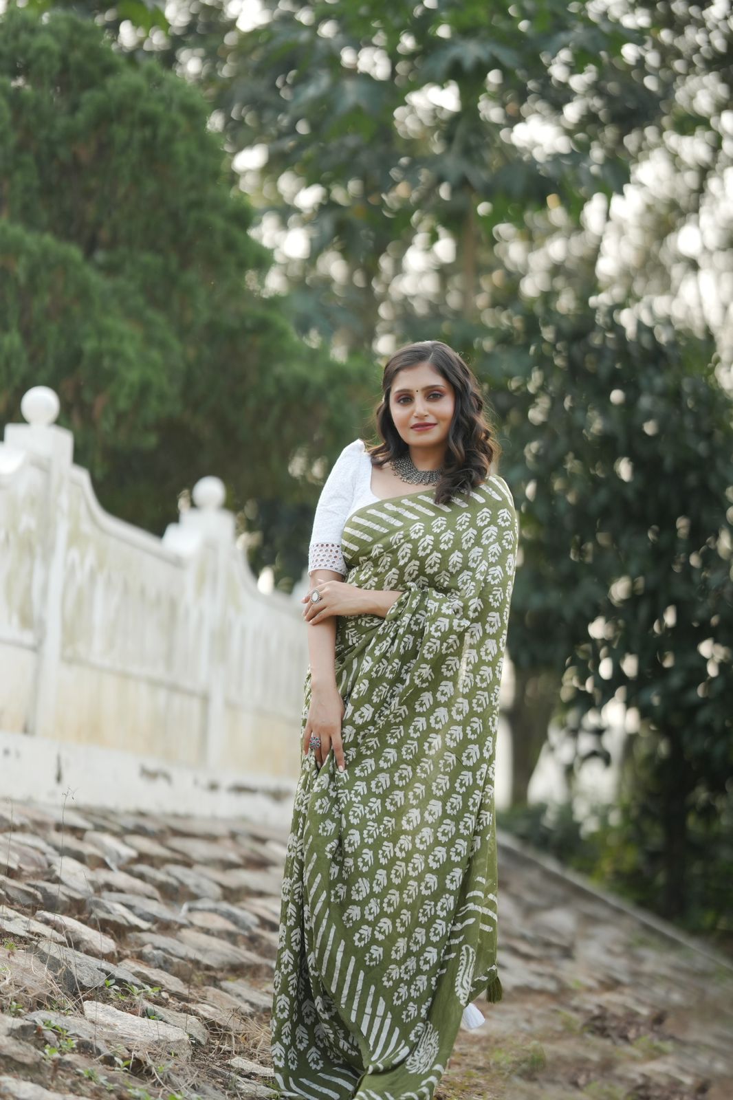 "Jaipuri Elegance: Handblock Batik Cotton Saree with Lucknowi Embroidered Blouse"