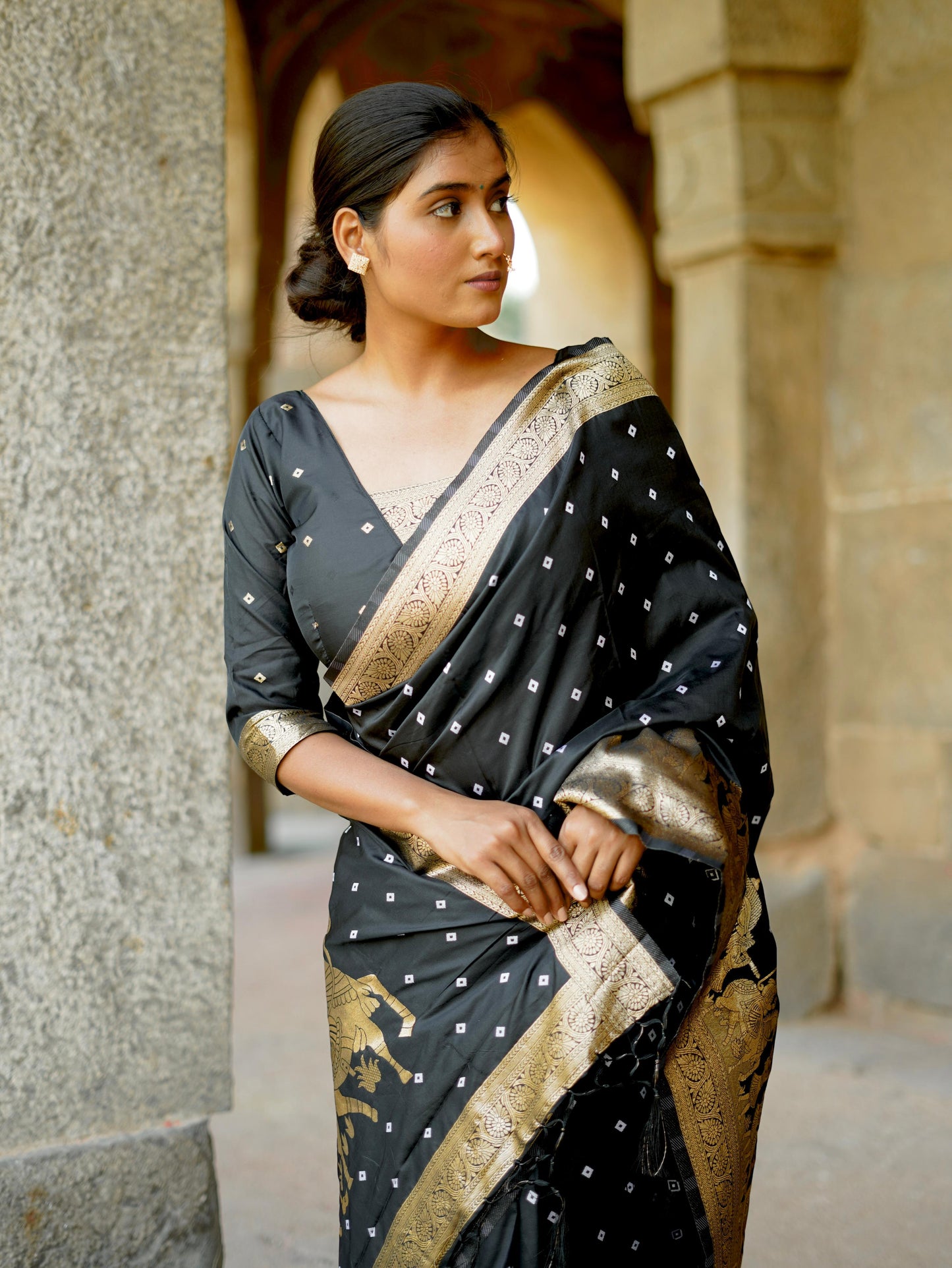 "Exquisite Hand Bandhej Silk Saree Collection - Premium Quality"