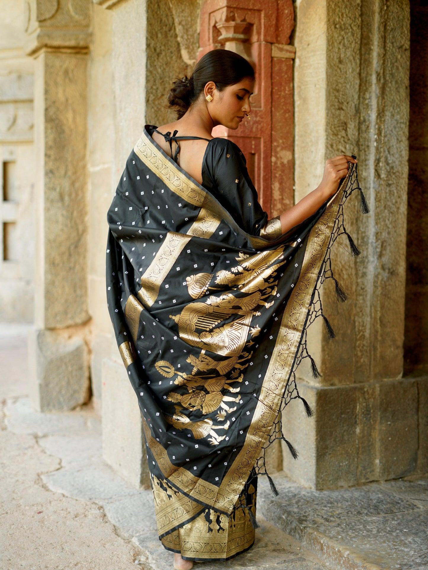 "Exquisite Hand Bandhej Silk Saree Collection - Premium Quality"