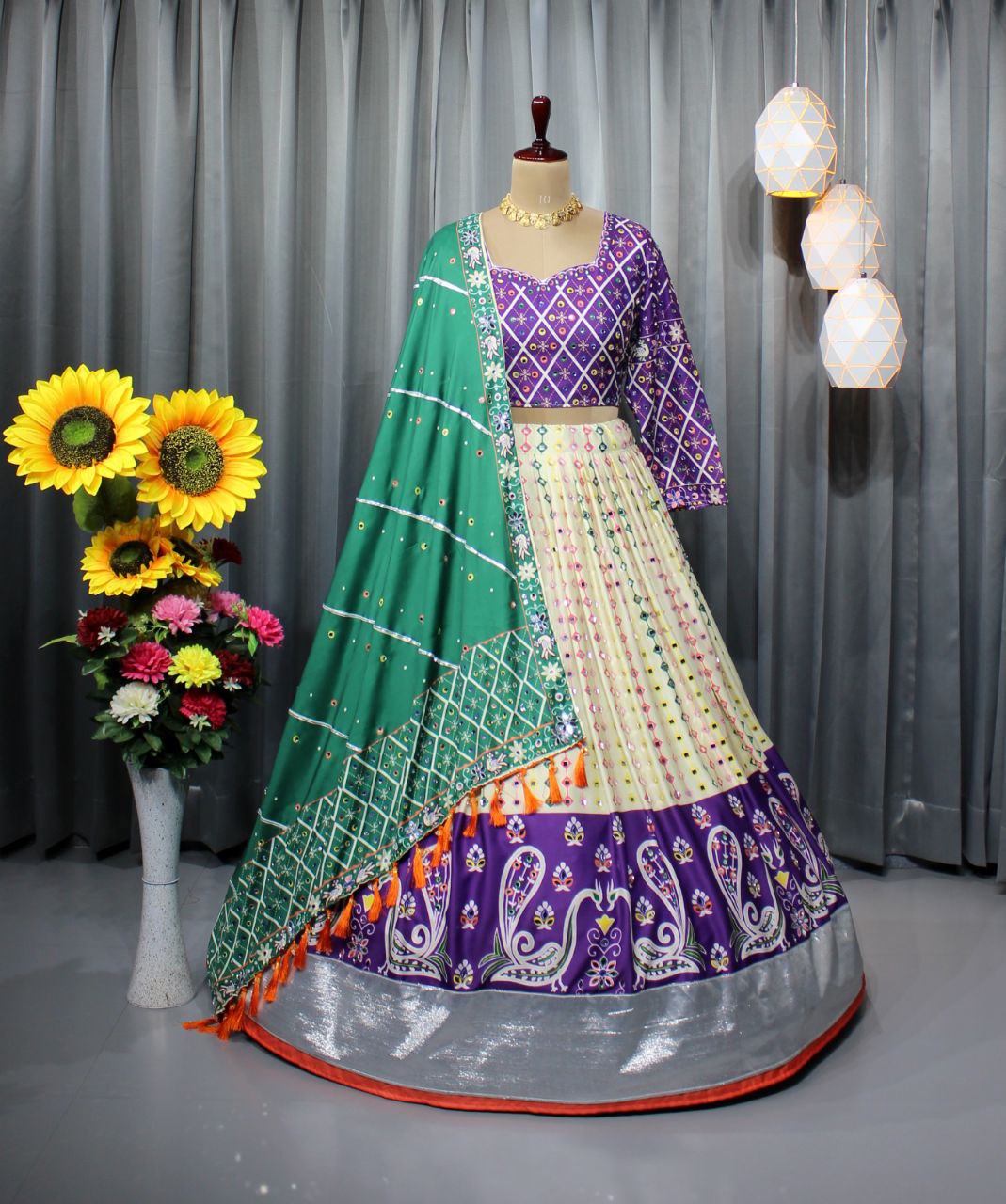 Bridal - Mirror Work - Lehenga Choli Online in Latest and Trendy Designs at  Utsav Fashion
