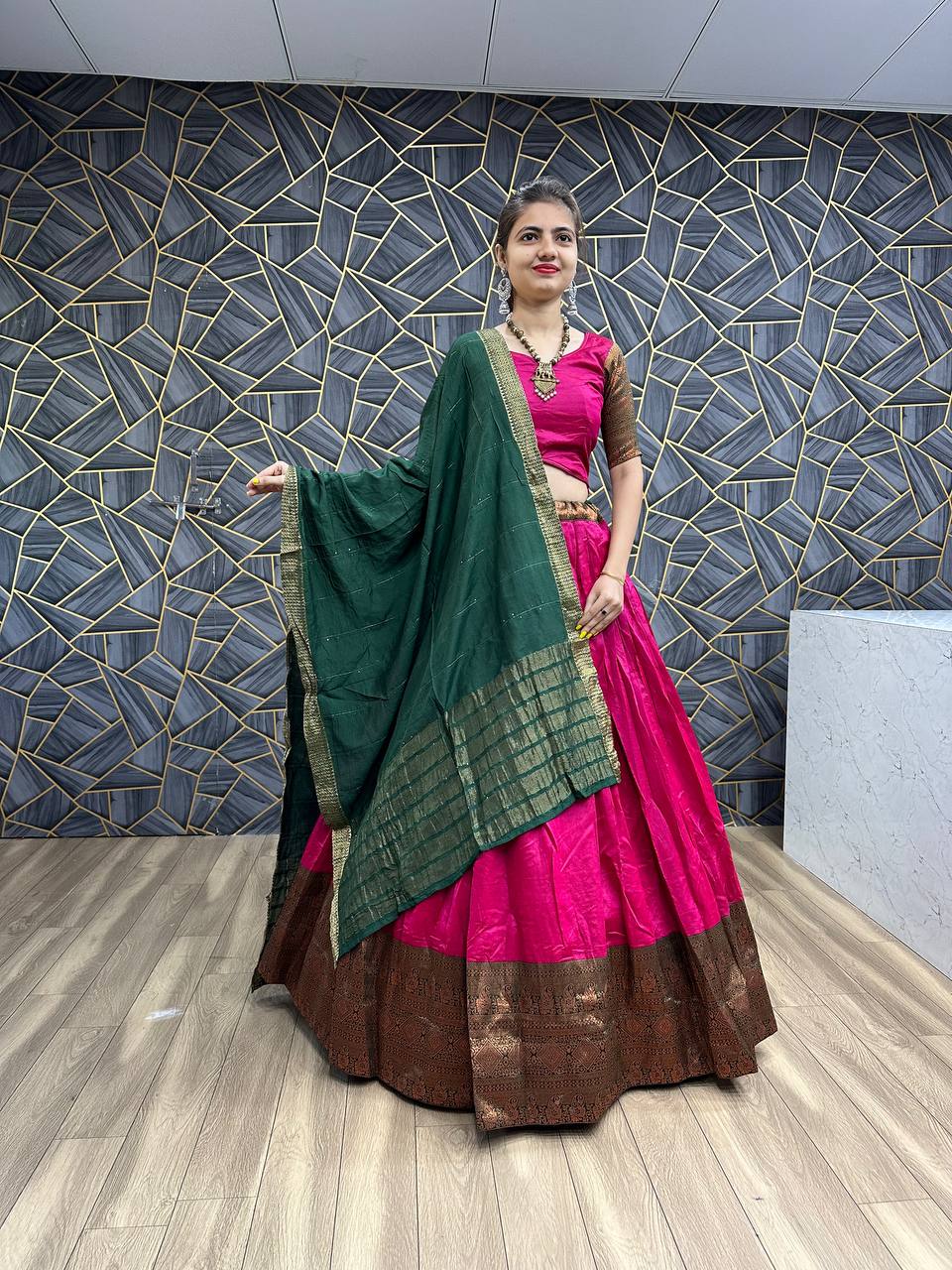 "🌟 Graceful Jacquard Festival Lehenga Choli Ensemble: Fully Stitched, Free Size, and Elegant Crochet Dupatta! 🛍️✨"