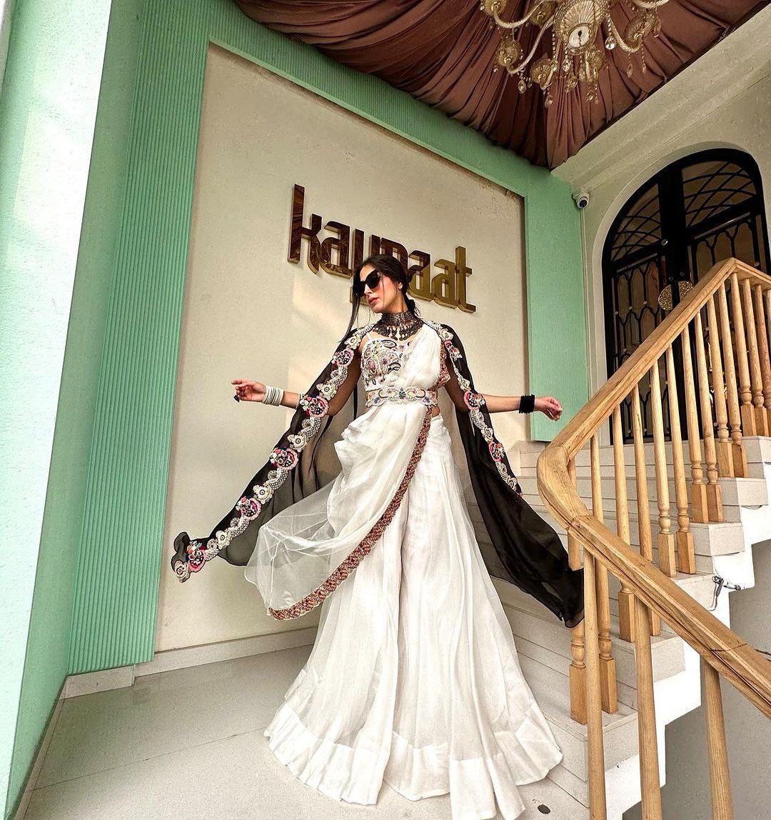 "🌟 Royal Radiance: Organza Silk Indo-Western Sharara Set with Thread & Sequence Embellishments 🌟"