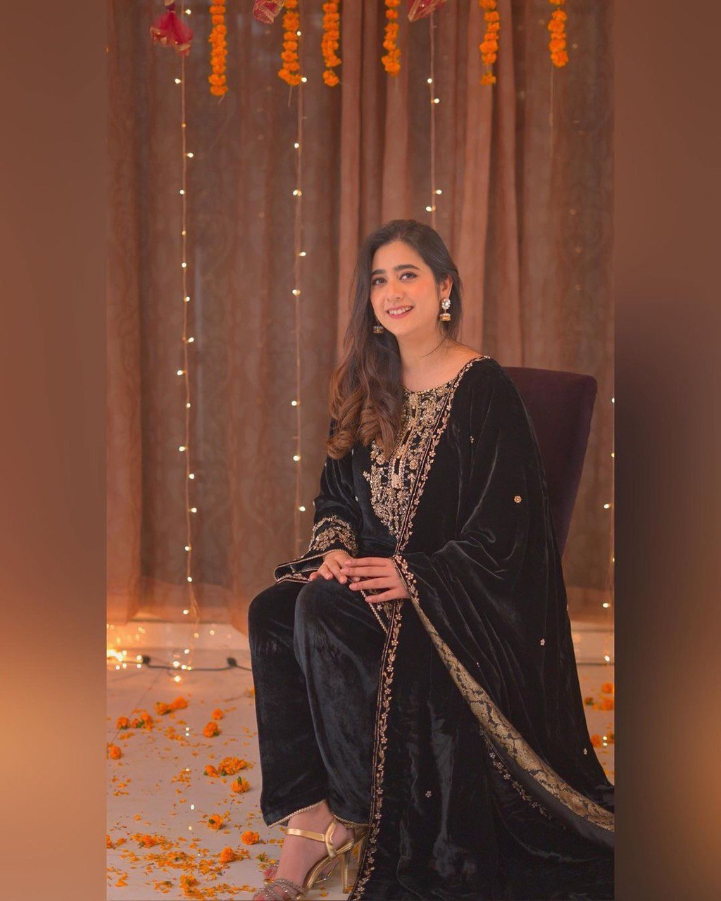 "Velvet Elegance: Sequin Embroidery Winter Suit Set with Organza Dupatta - Luxe Comfort for Festive Chic"