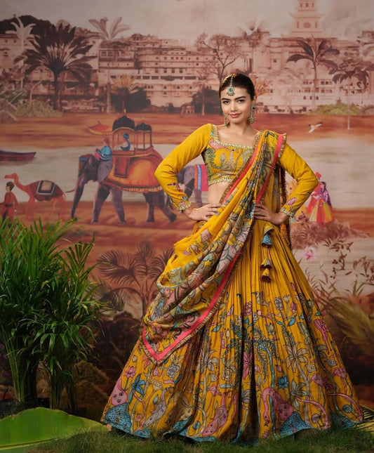 "Exquisite Kalamkari Ensemble: Chent Crepe Lehenga Choli Set with Chinon Dupatta"