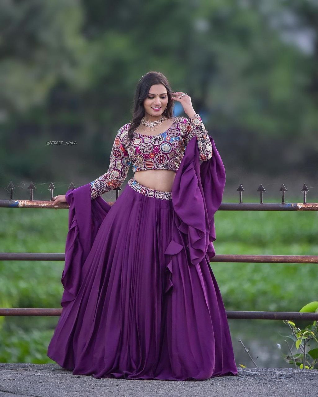 Women's Ready To Wear Lehenga Choli & Dupatta Set! 🌟