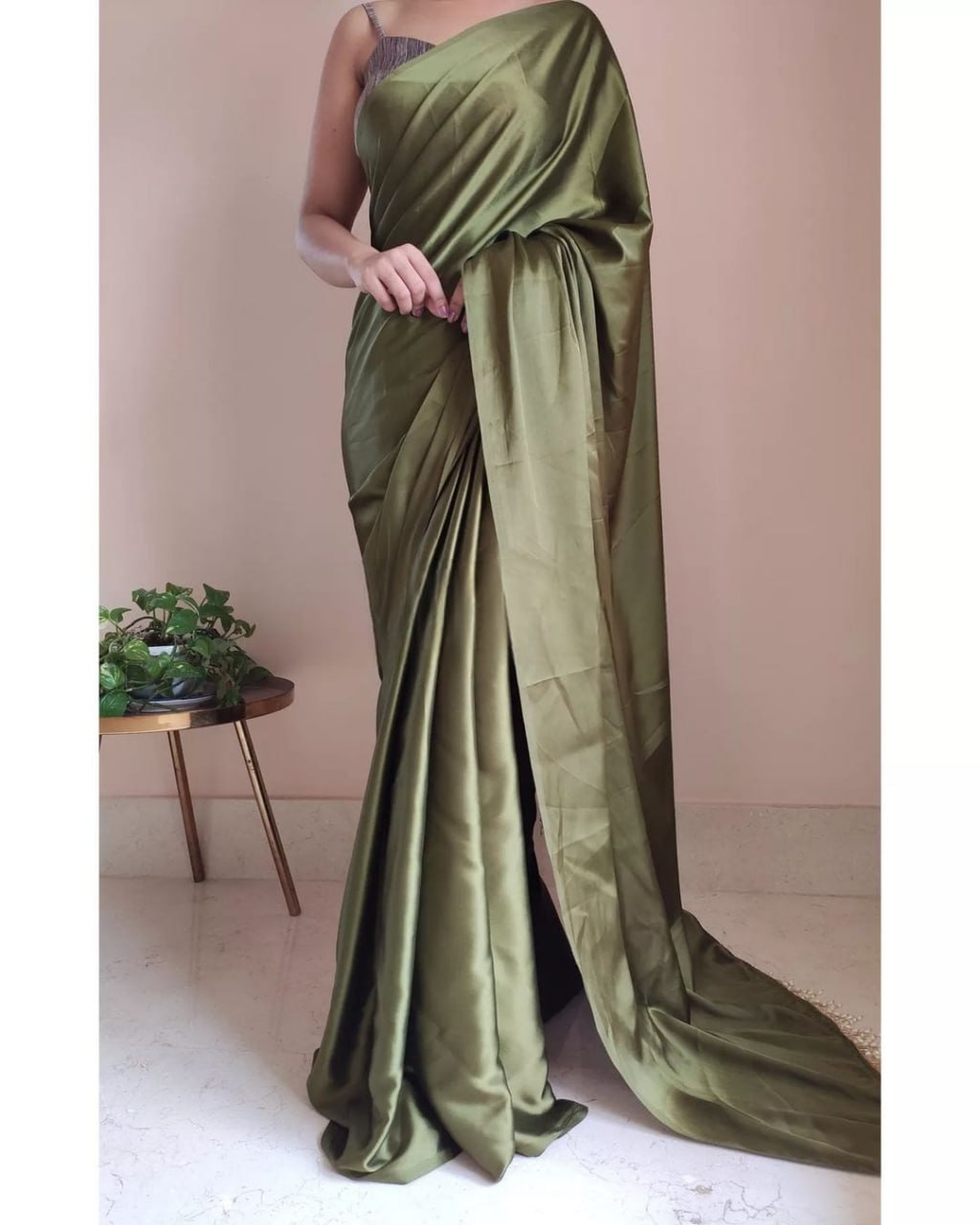 "Devsenas Delight: Luxurious Satin Saree with Lace Latkan Border - Mulberry Weaving Blouse Included"