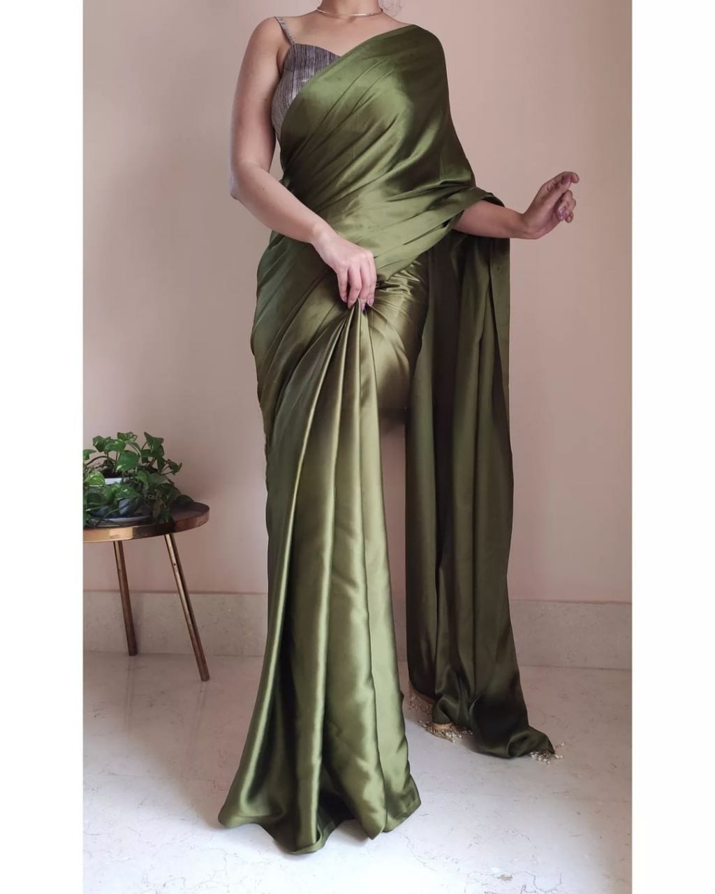 "Devsenas Delight: Luxurious Satin Saree with Lace Latkan Border - Mulberry Weaving Blouse Included"