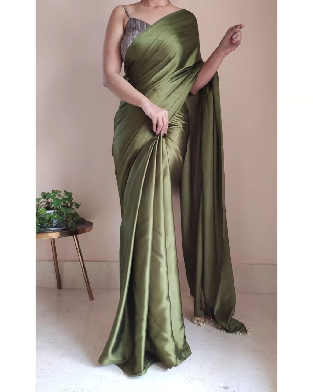 "Devsenas Delight: Luxurious Satin Saree with Lace Latkan Border - Mulberry Weaving Blouse Included"