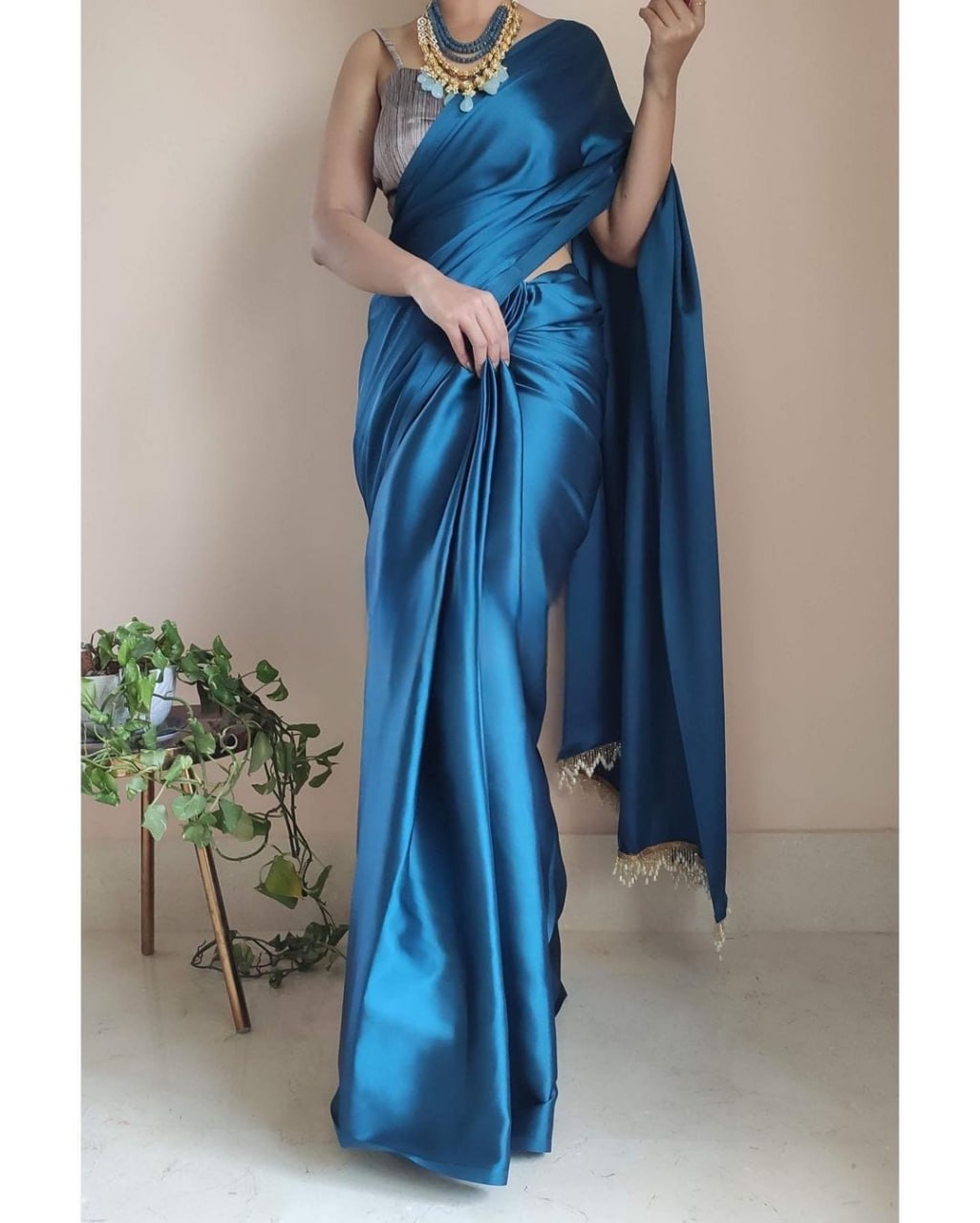 "Devsenas Delight: Luxurious Satin Saree with Lace Latkan Border - Mulberry Weaving Blouse Included"