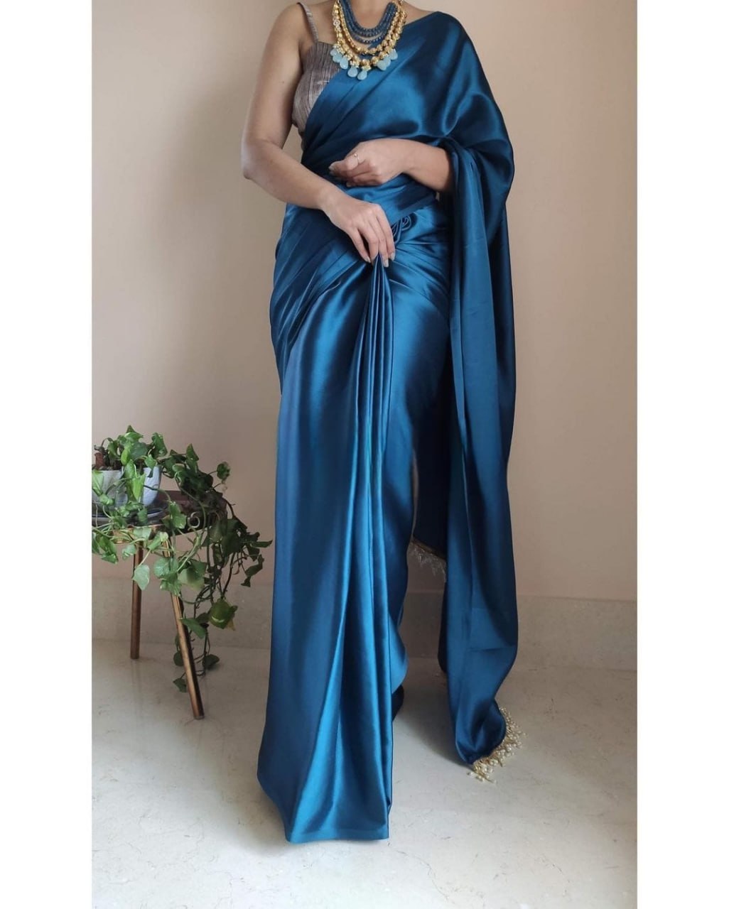 "Devsenas Delight: Luxurious Satin Saree with Lace Latkan Border - Mulberry Weaving Blouse Included"