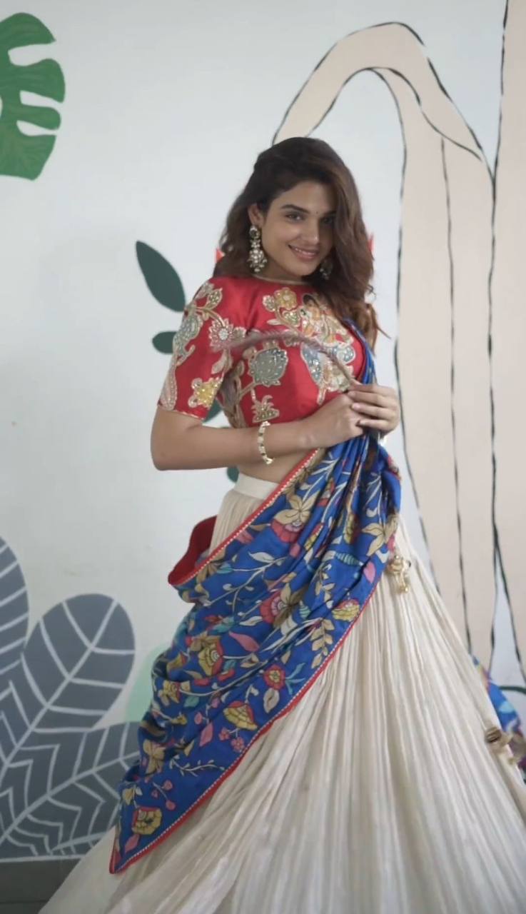 "Kalamkari Diamond Chent Crep Lehenga Choli Set"