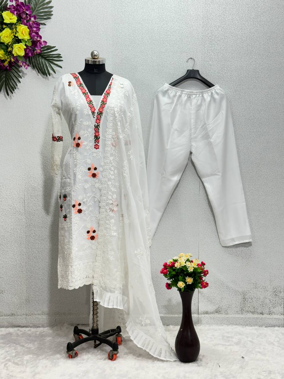 "Embroidered White Colour Organza Party Wear Kurta Top,Pant and Fancy Dupatta"