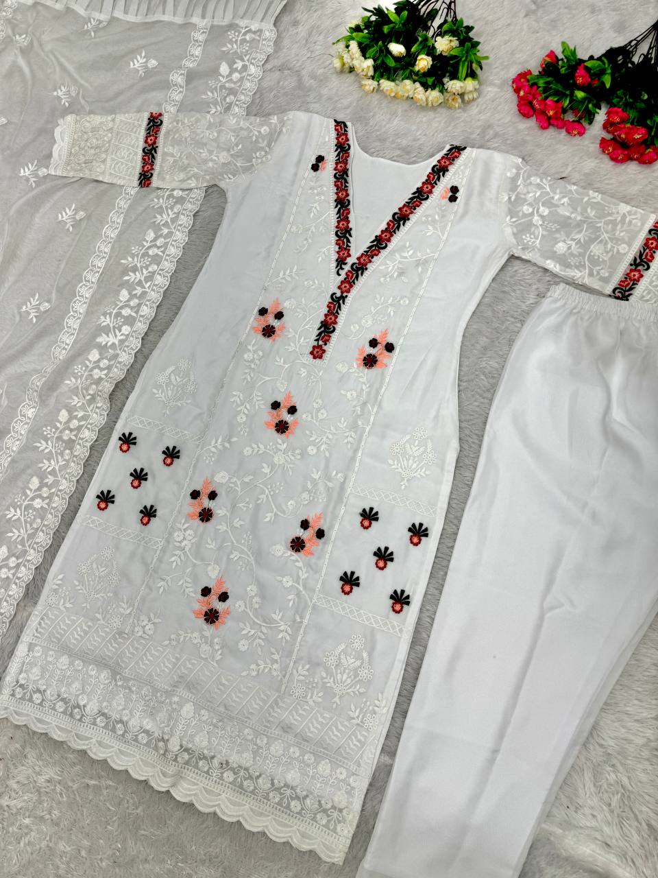 "Embroidered White Colour Organza Party Wear Kurta Top,Pant and Fancy Dupatta"