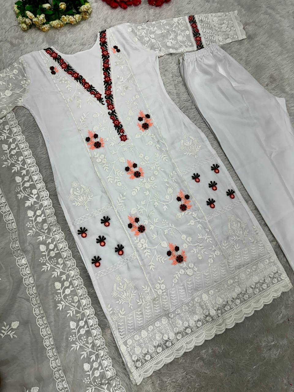 "Embroidered White Colour Organza Party Wear Kurta Top,Pant and Fancy Dupatta"