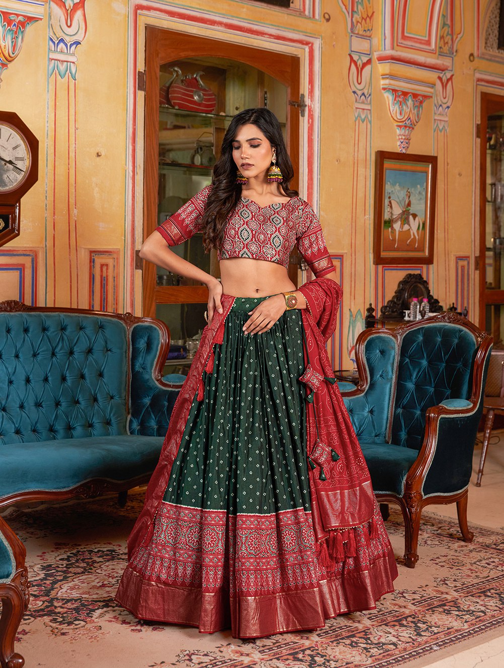 🌟 "Elegant Bandhani Bliss: Dola Silk Lehenga Choli Ensemble" 🌟