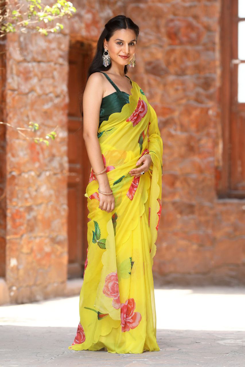 Women's Beautiful Aarco Cut Border Soft tabby Organza Floral Digital Printed Saree With Blouse