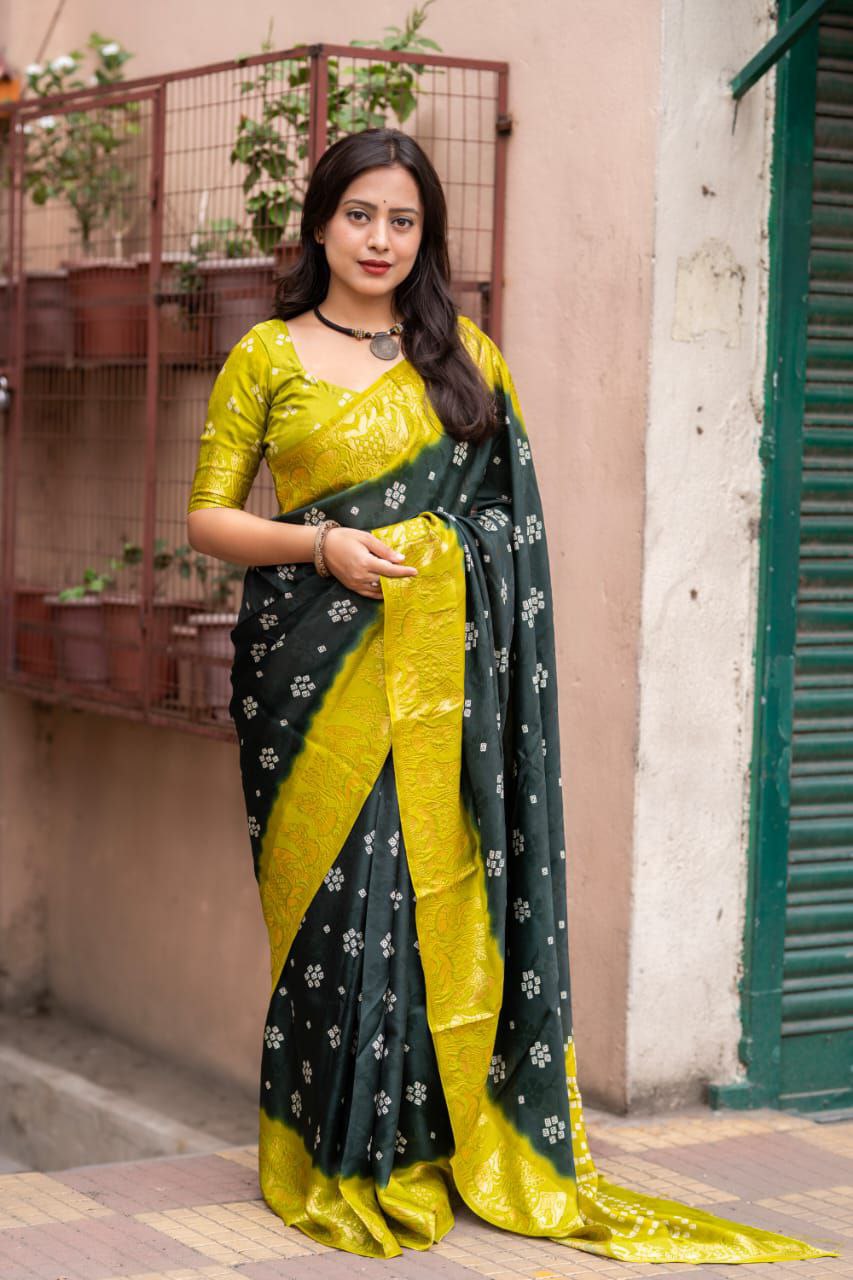 Elegant Self-Woven Border Soft Crepe Bandhani Saree With Blouse