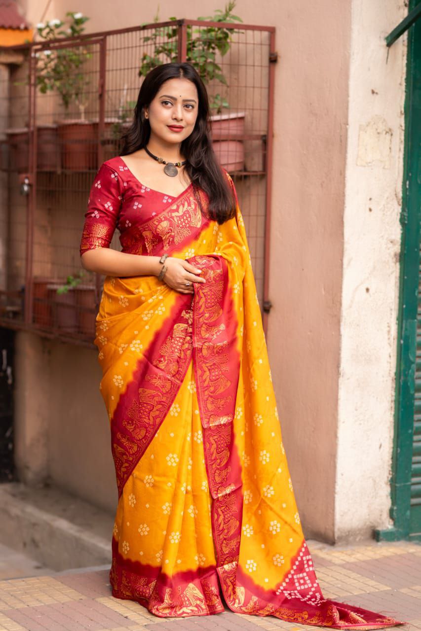 Elegant Self-Woven Border Soft Crepe Bandhani Saree With Blouse