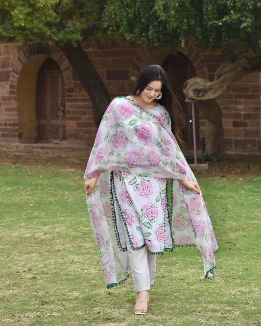 Women's beautiful Pum Pum Lace Border Digital Printed Muslin Cotton Kurta Suit Set