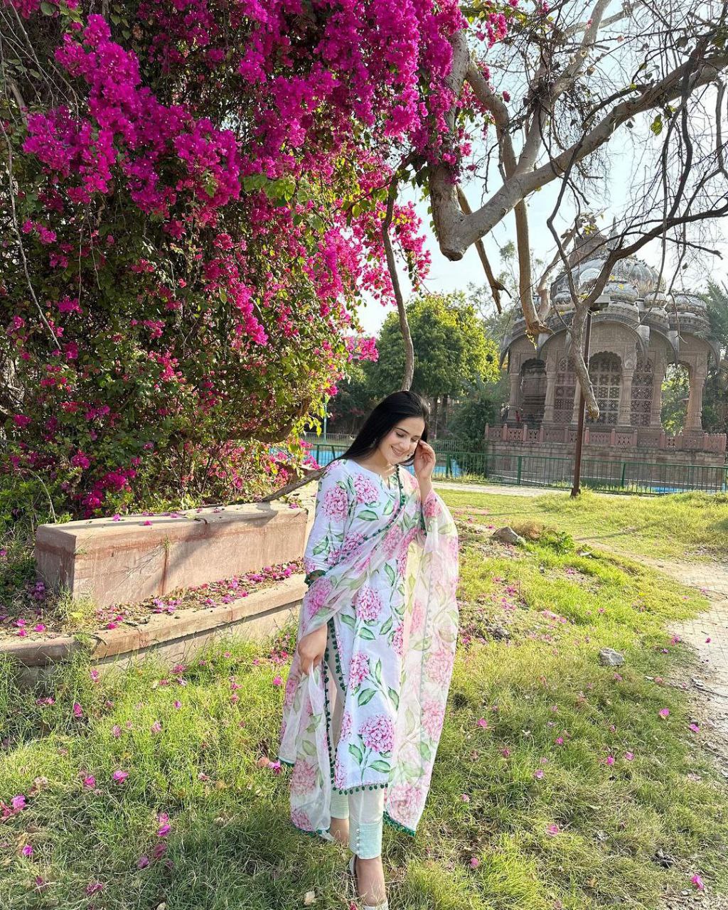 Women's beautiful Pum Pum Lace Border Digital Printed Muslin Cotton Kurta Suit Set