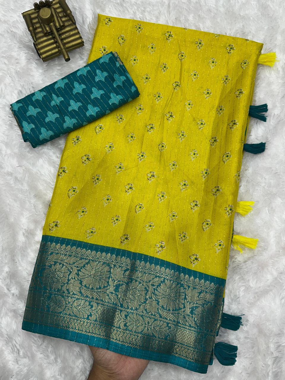 Elegant Printed Muslin Cotton Saree with Zari Jacquard Border and Tassels