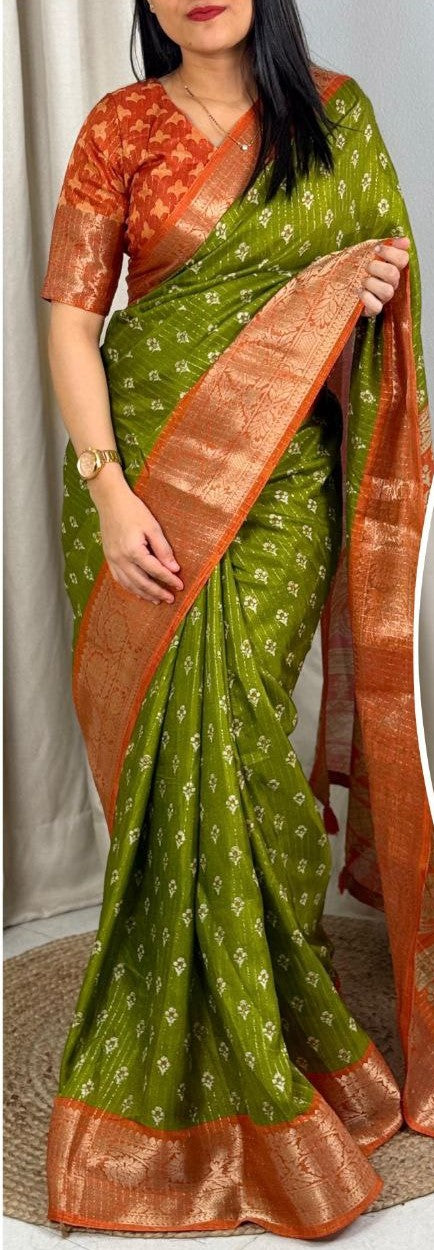 Elegant Printed Muslin Cotton Saree with Zari Jacquard Border and Tassels