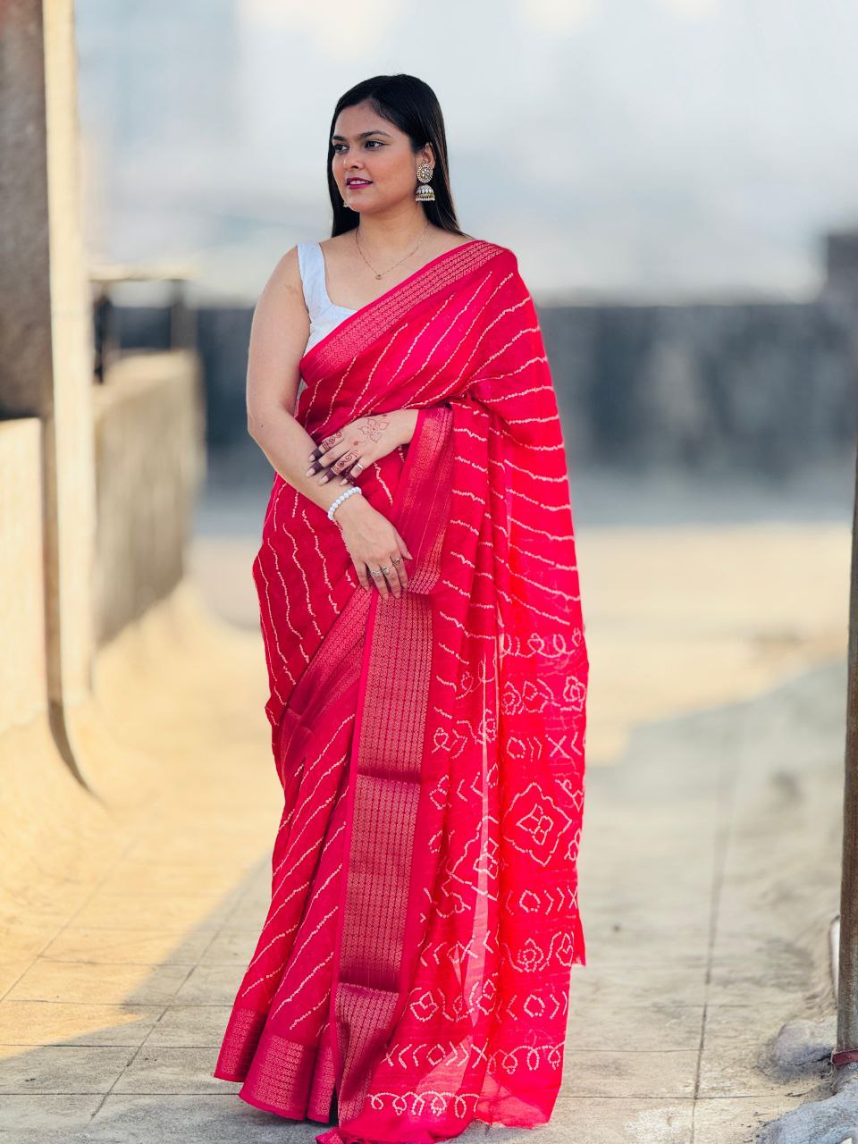 Heavy Gold Super Border & Bandhani Laheriya Print Pure Viscose Saree with Running Blouse