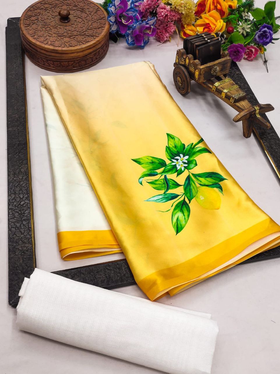 Elegant Digital Print Saree in Original Japan Satin with Unstitched Bangalori Satin Blouse