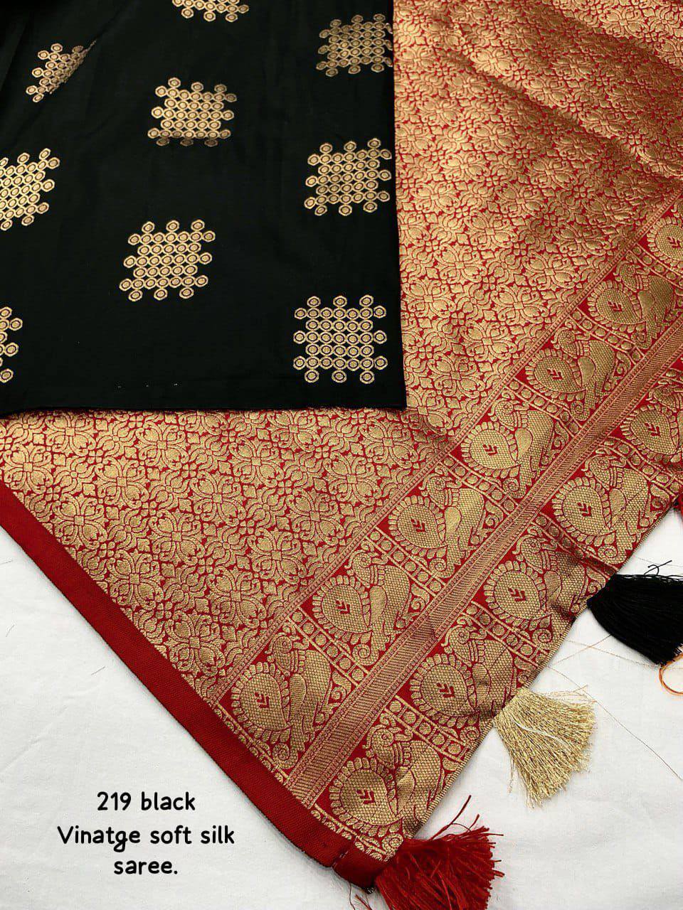 Vintage Style Borderless Zari Work Soft Silk Woven Saree with Blouse