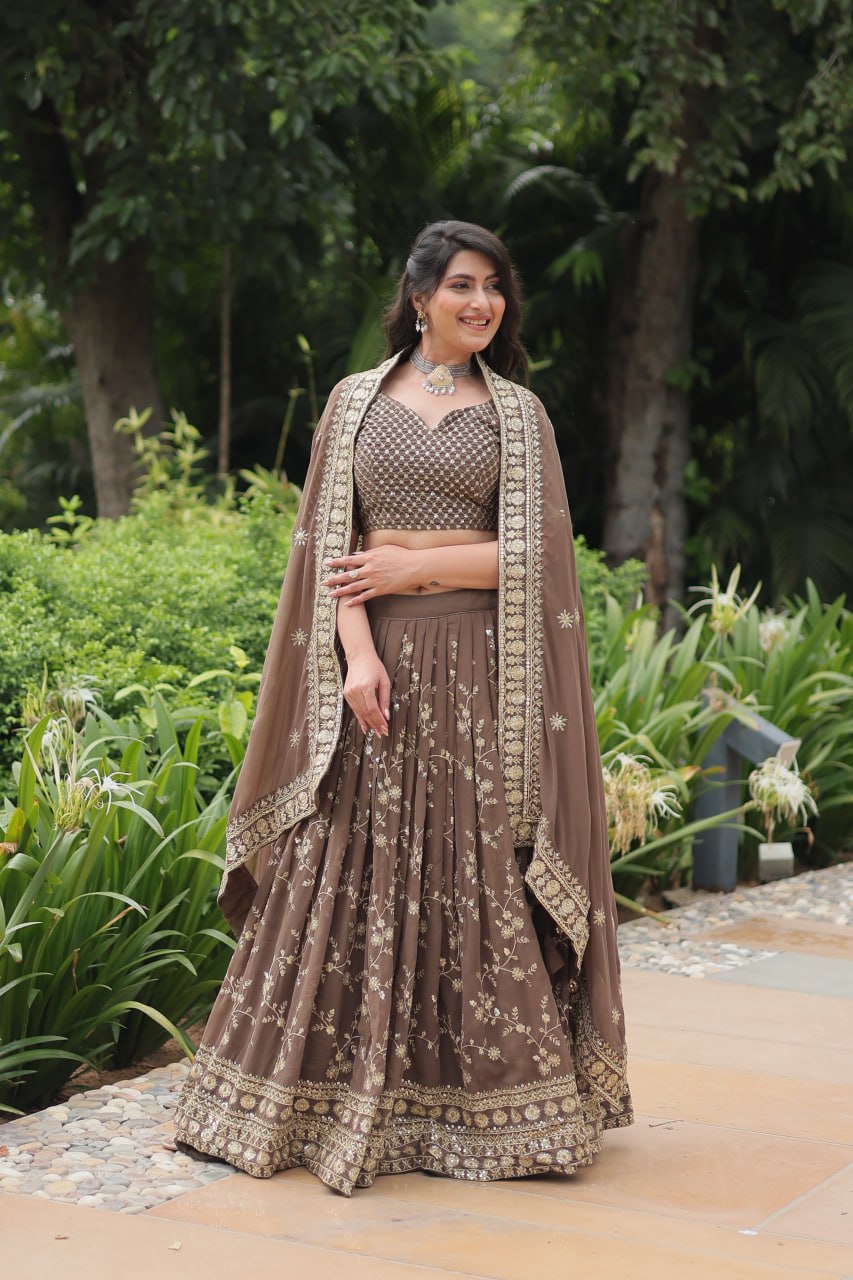 Elegant Faux Blooming Embroidered Lehenga Choli Set with Dupatta