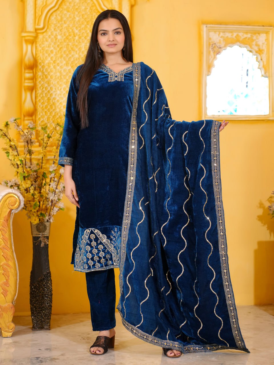 New Designer Sequence Embroidery Work Velvet Suit