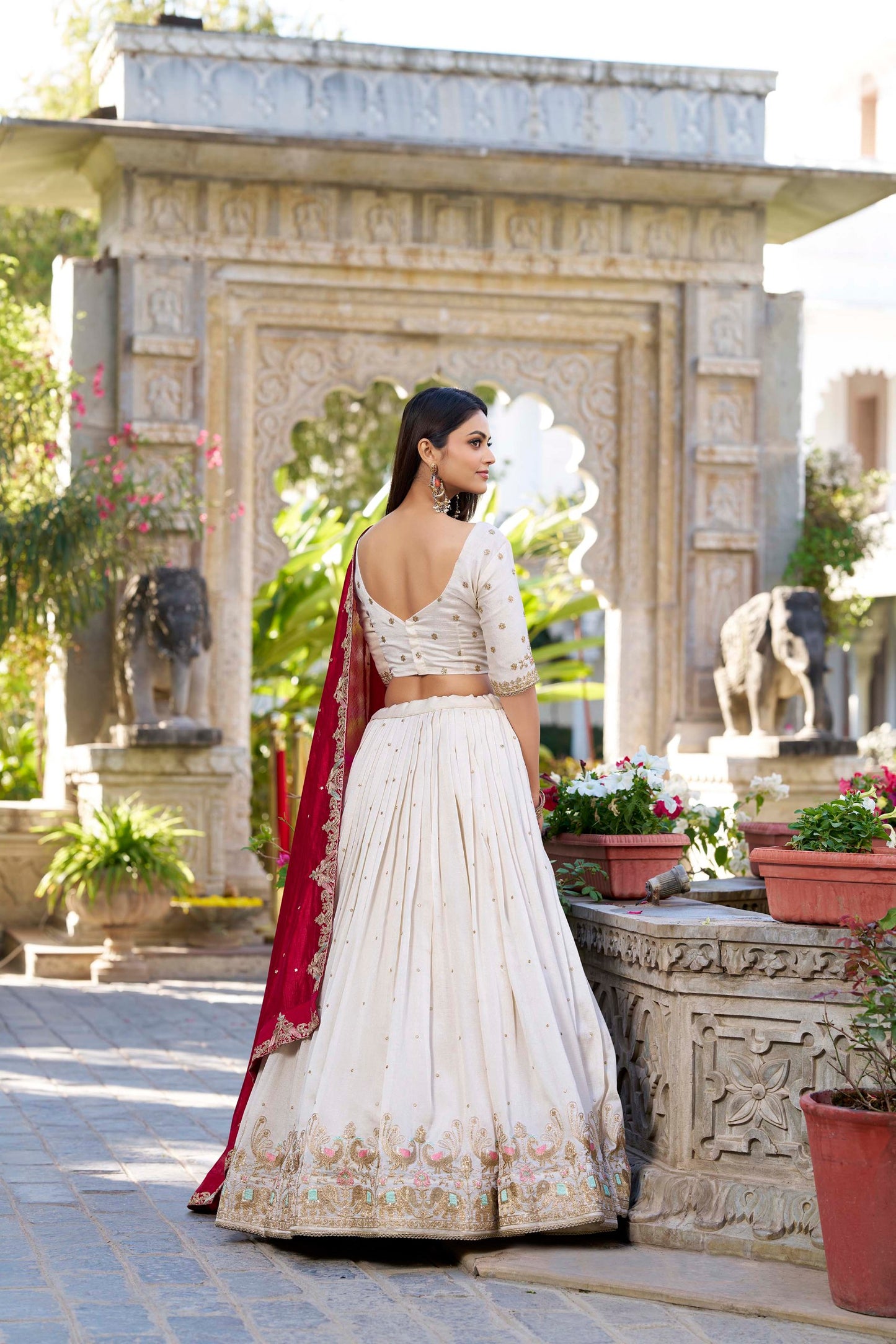 🌸 Bridesmaid Lehenga Choli Set in Vichitra Silk with Sequins Embroidery 🌸