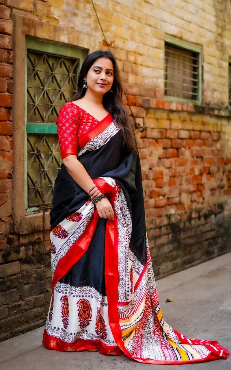 Elegant Black Cotton Crape Printed Zari Pattu Border Saree with Blouse