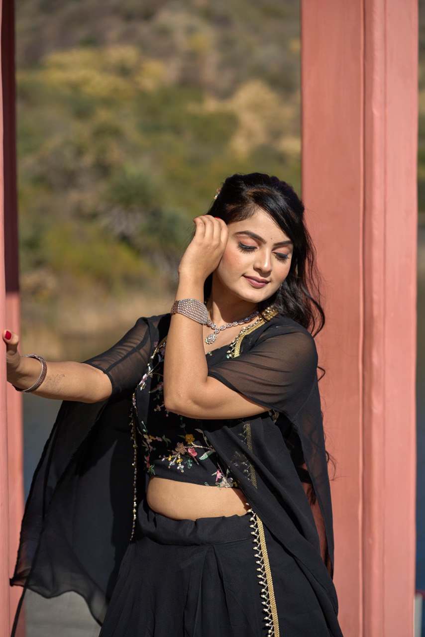 Elegant Black Georgette Embroidered Lehenga Choli Set with Koti Dupatta