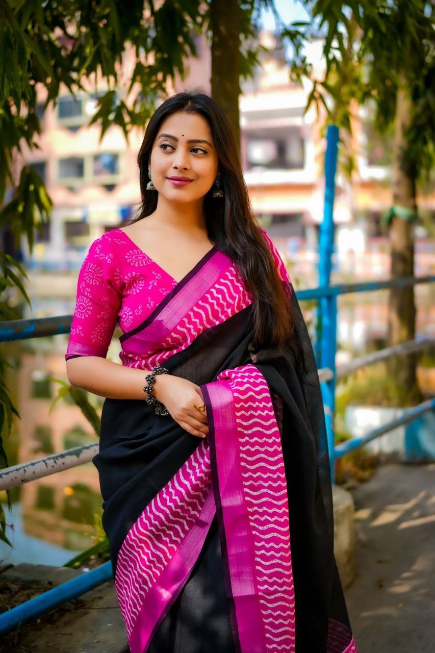 Soft Linen Saree with Black & Pink Contrast Prints | Zari Woven Border | Unstitched Blouse