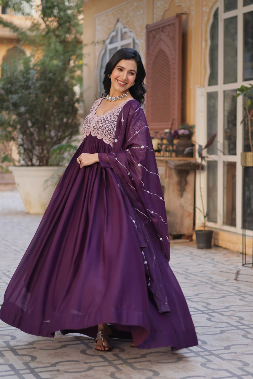 ✨ Premium Designer Embroidery & Sequins Work Readymade Star Georgette Gown with Dupatta