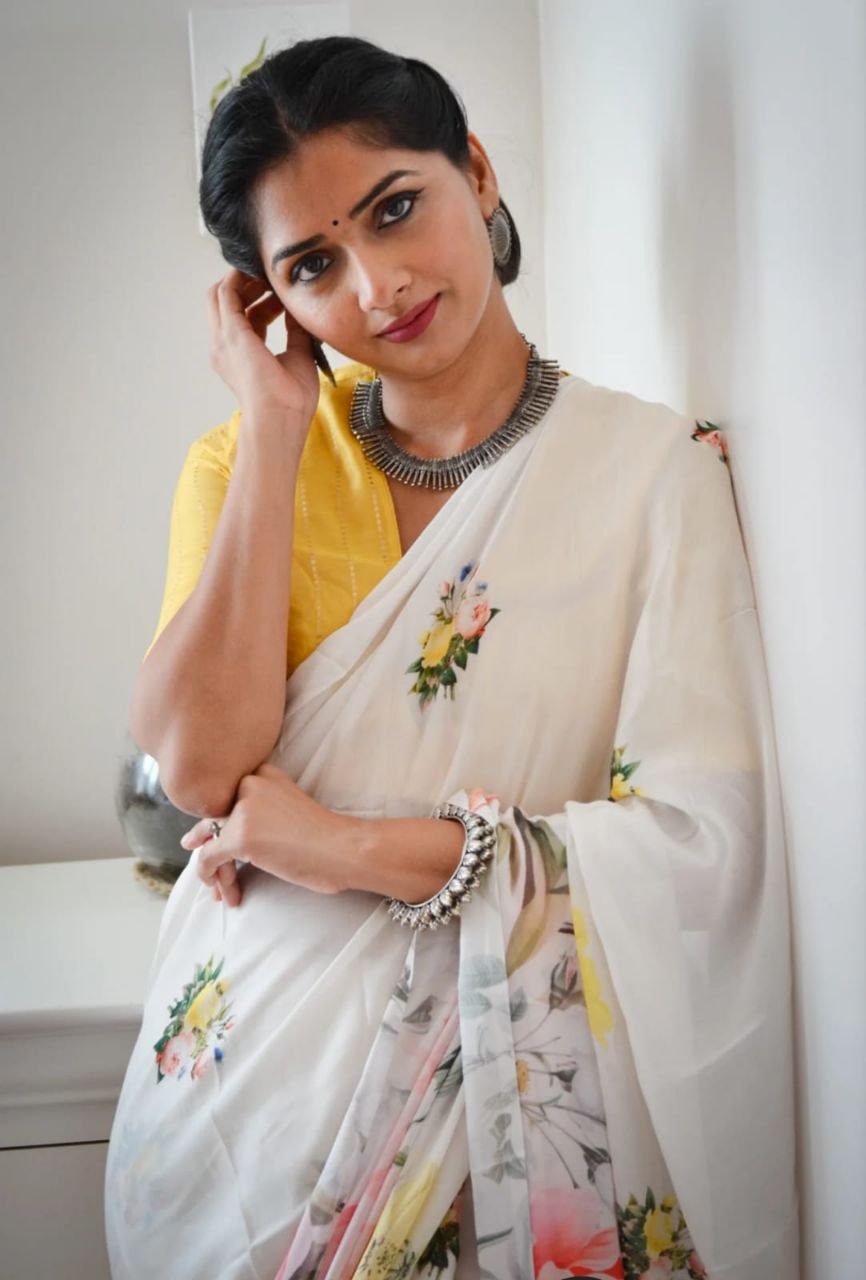 Floral Printed Japan Satin Saree with Digital Print Blouse