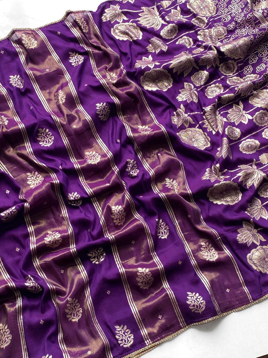 Premium Zari Stripes & Scallop Border Dyeable Dola Silk Saree with Blouse