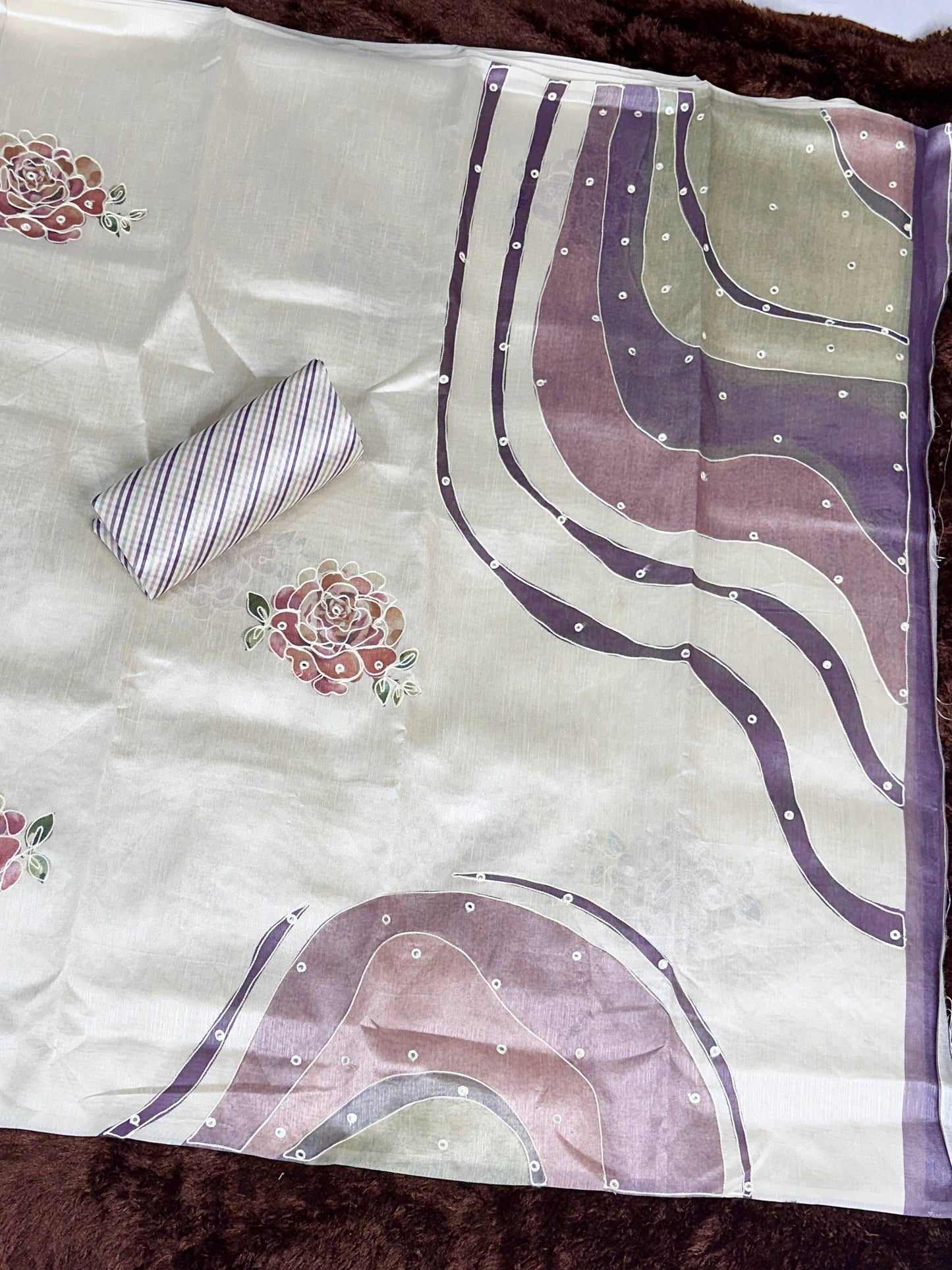 Hand Kantha Work, Mirror & Digital Print Pure Tusser Linen Saree with Blouse